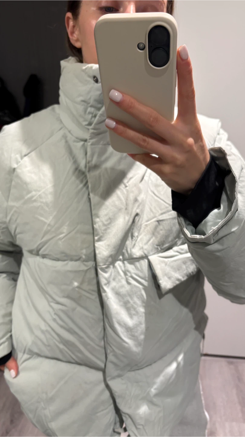 Adidas Puffer Jacket Size S - photo 2