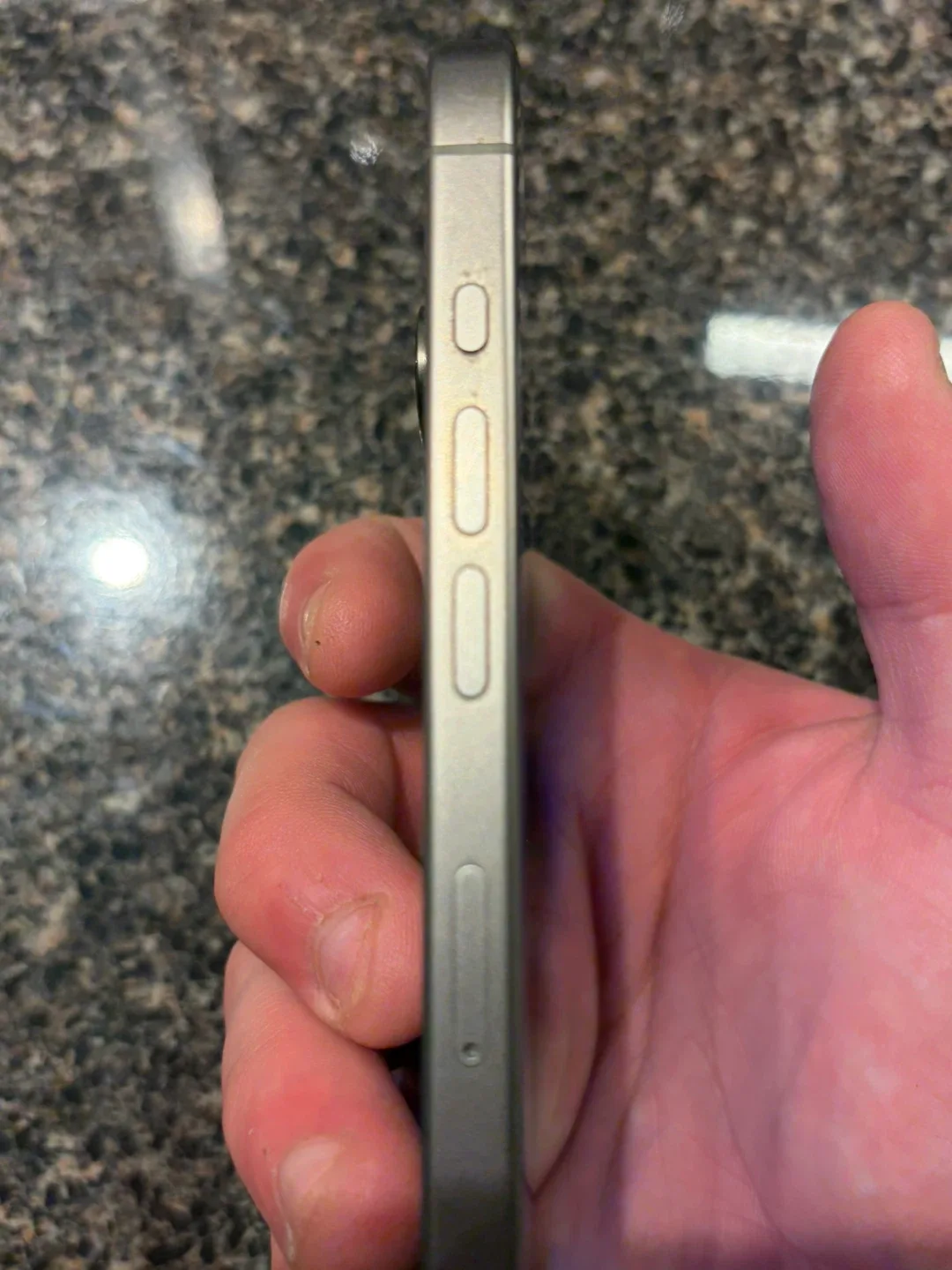 Apple iPhone 15 Titanium Pro image indicator(6)