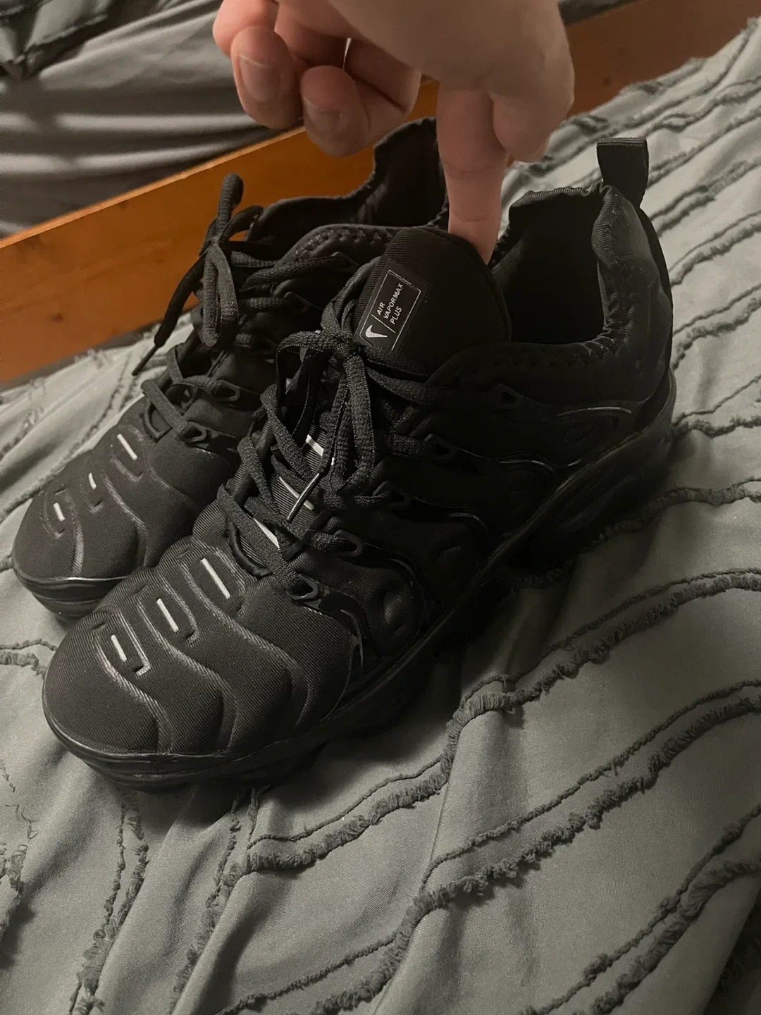 Nike Air Max Plus Black image indicator(3)