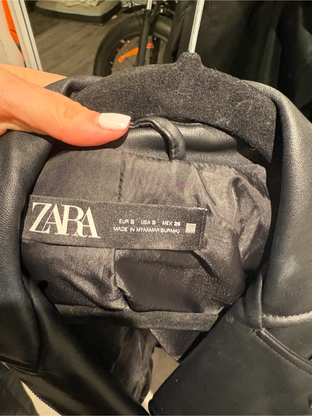 Zara Black Faux Leather Biker Jacket - Size S image indicator(2)