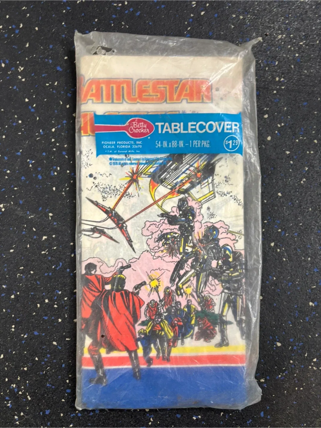 Vintage Battlestar Galactica Betty Crocker Tablecover