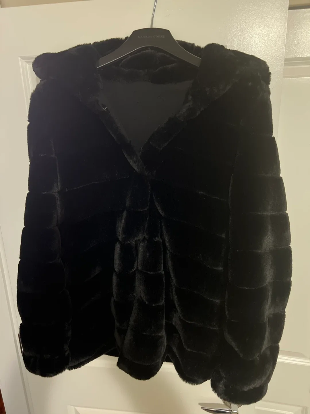 Black Faux Fur Hooded Coat image indicator(9)