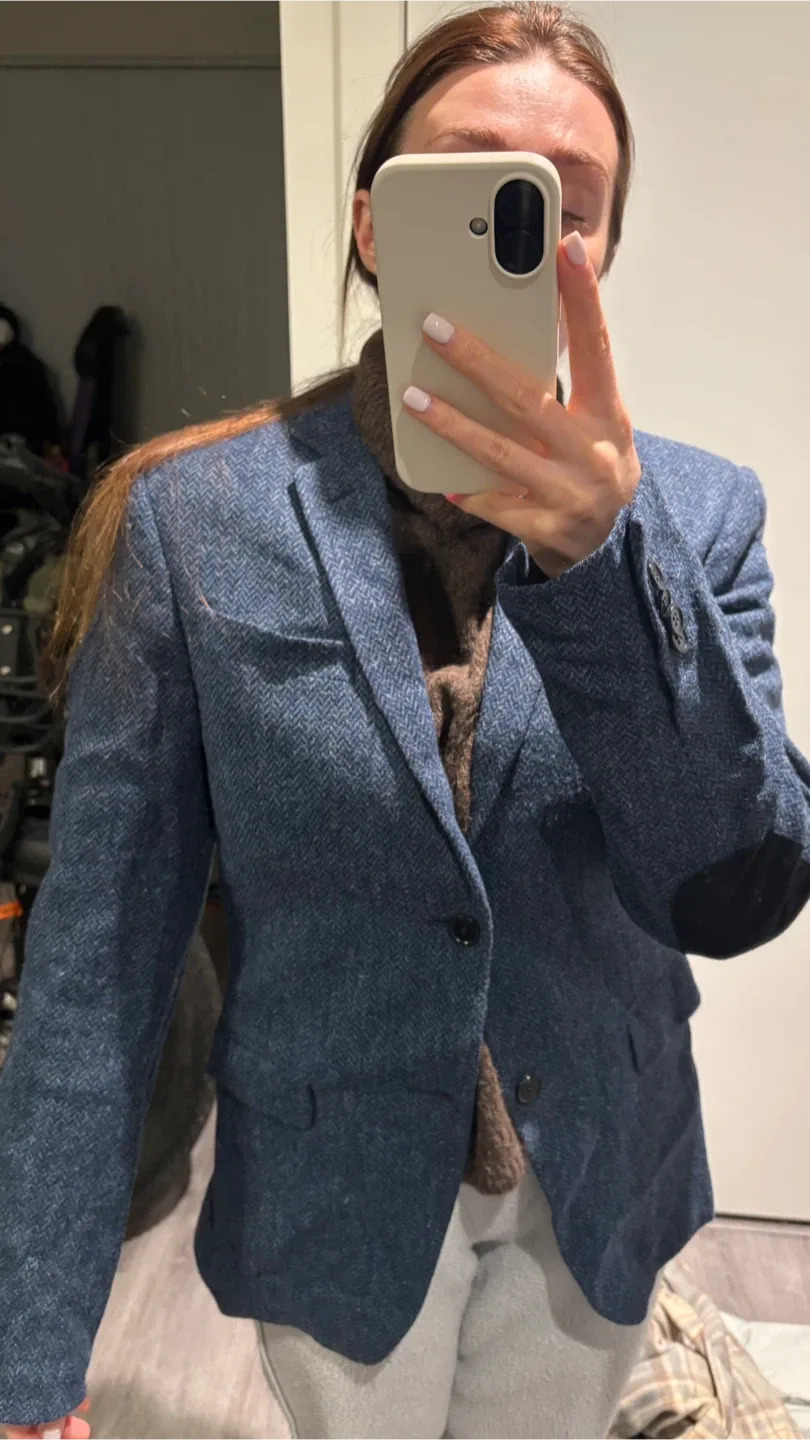 Unisex Blue Herringbone Blazer with Elbow Patches