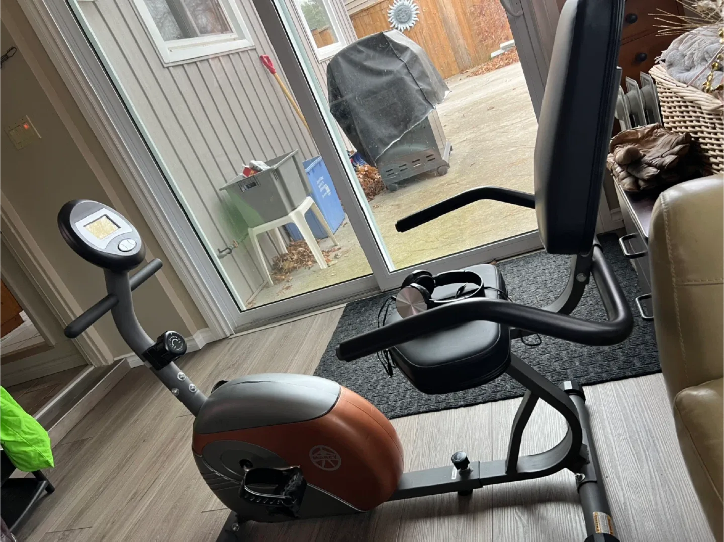 Stationary bike    Start ur New Year’s resolution