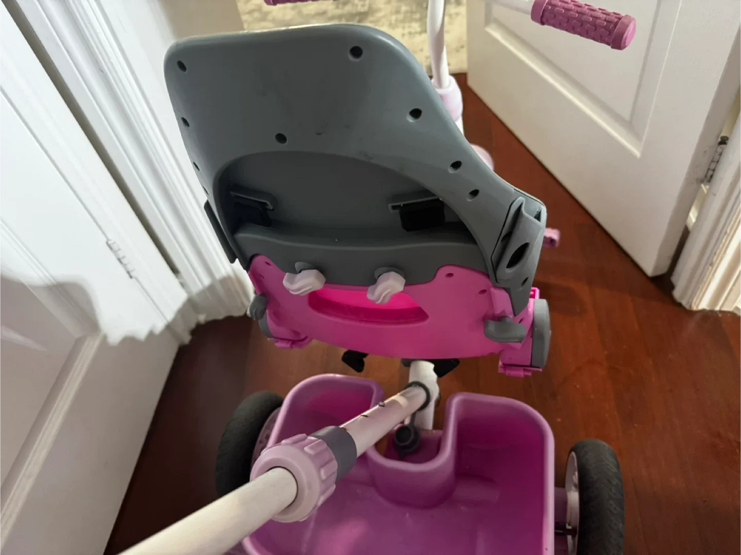 Little Tikes 4-in-1 Trike - Pink/Grey image indicator(3)