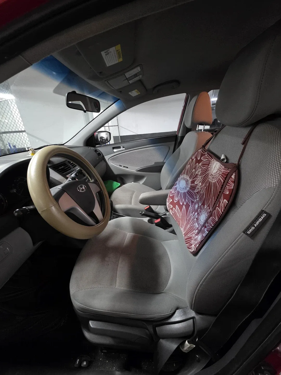 Hyundai Accent, Red image indicator(5)