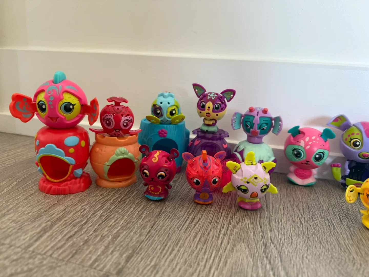 Zoobles with habitat collection 14 Zoobles image indicator(2)