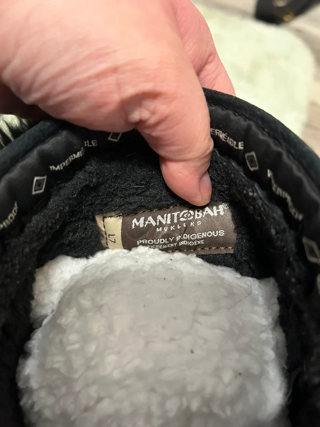 Manitobah Mukluks Waterproof Winter Boots Size 7 image indicator(3)