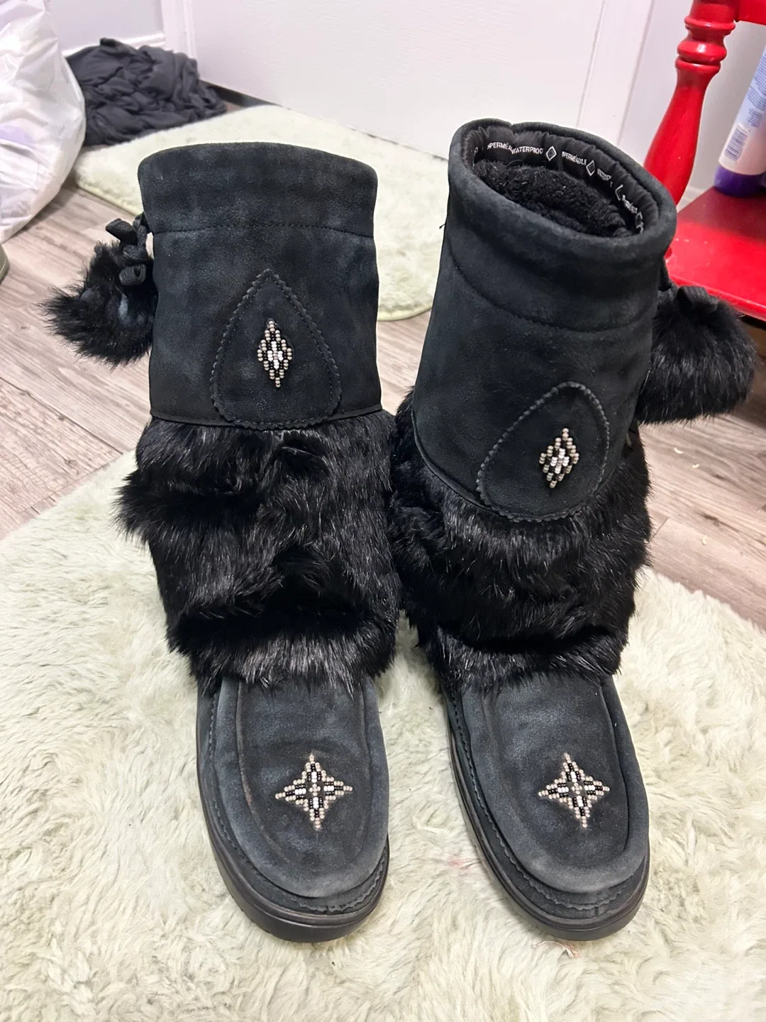 Manitobah Mukluks Waterproof Winter Boots Size 7 image indicator(4)