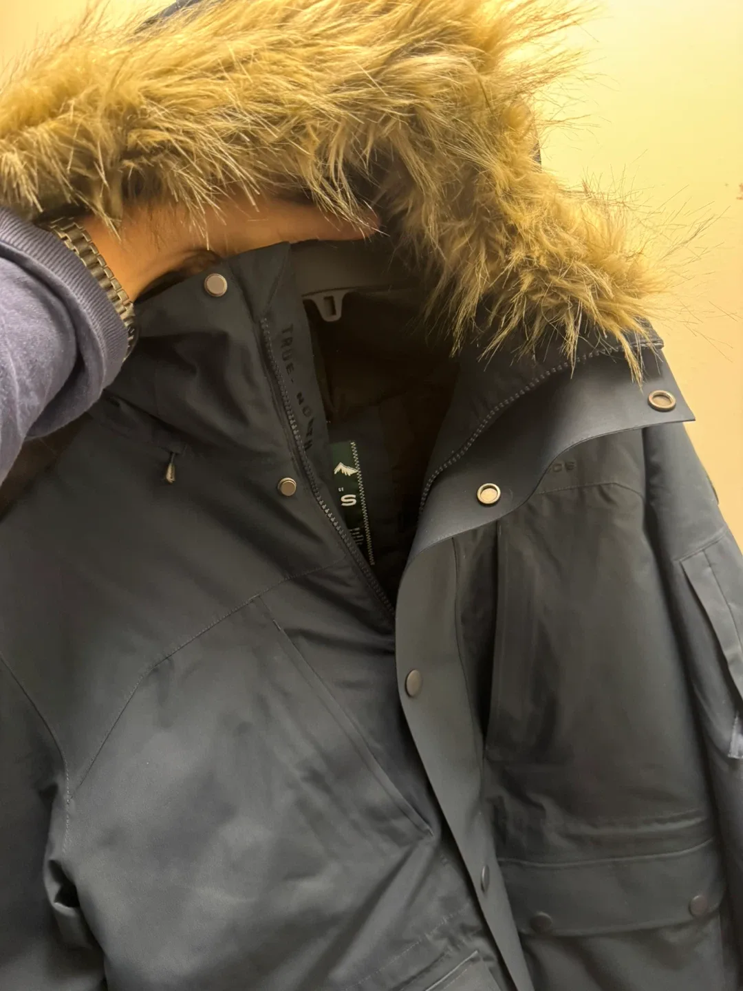 Brand New Woods Avens Parka - Size M image indicator(3)