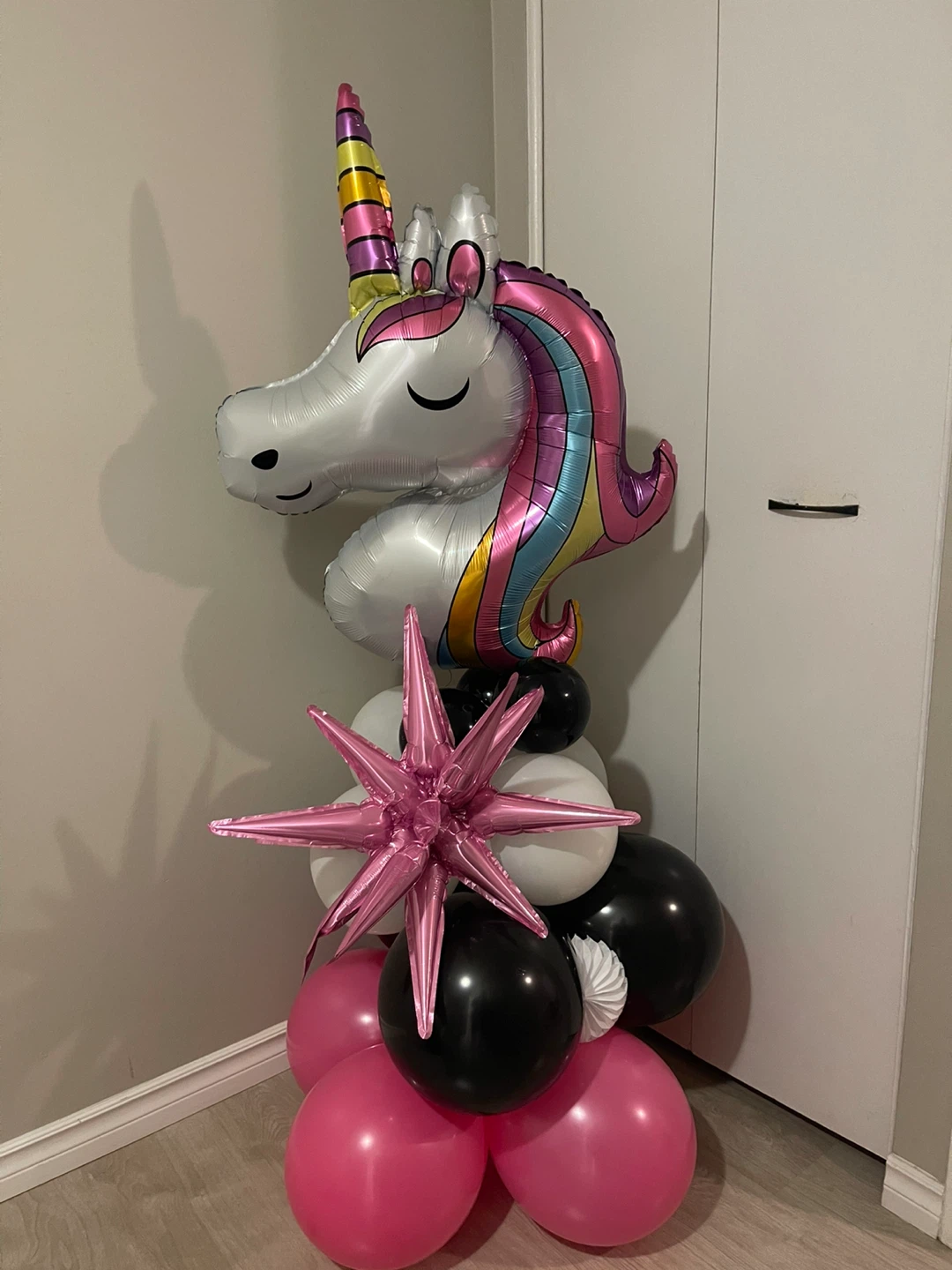 Unicorn & Number 3 Balloon Bouquet - photo 2