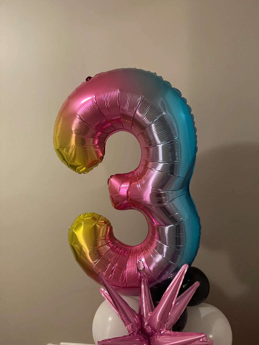 Unicorn & Number 3 Balloon Bouquet - photo 3