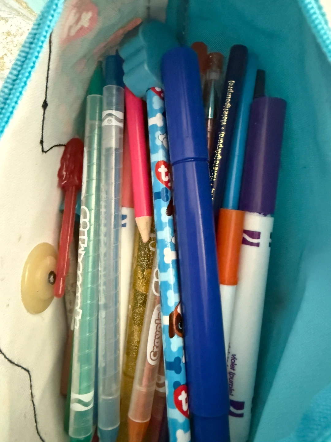 Art & drawing supplies - photo 3