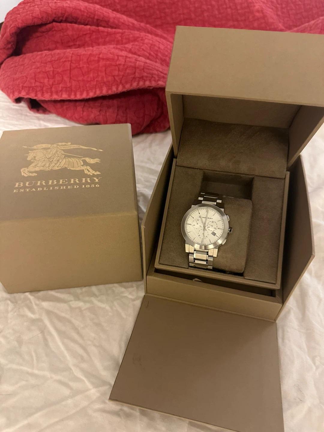 Burberry Watch with Box (never used) - photo 2