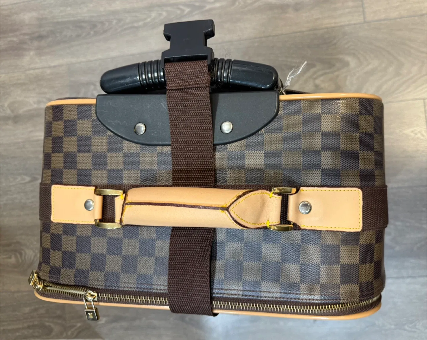 LV Hand carry image indicator(3)