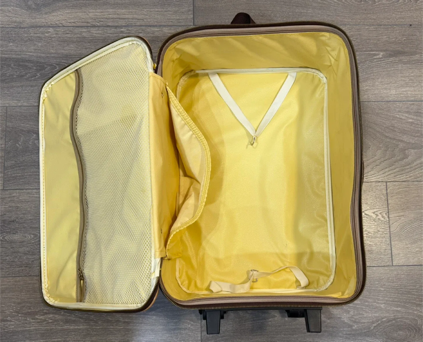 LV Hand carry image indicator(9)