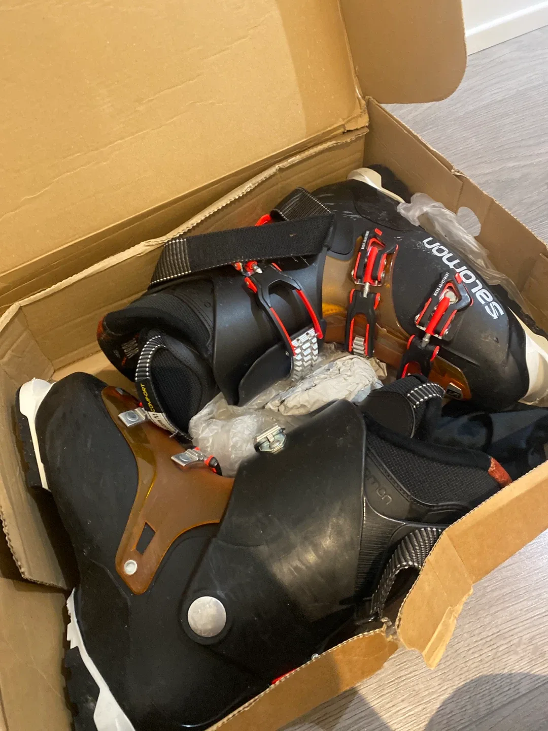 Salomon Quest Access 70 Ski Boots - Size 26.5