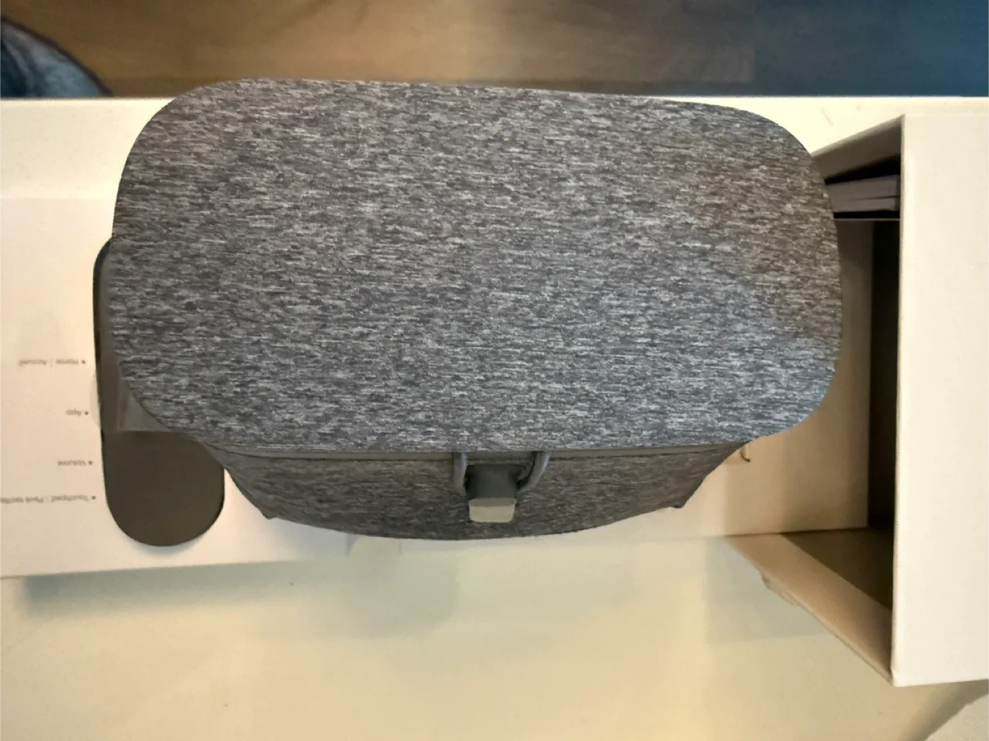 Google Daydream View VR – New in Box image indicator(6)