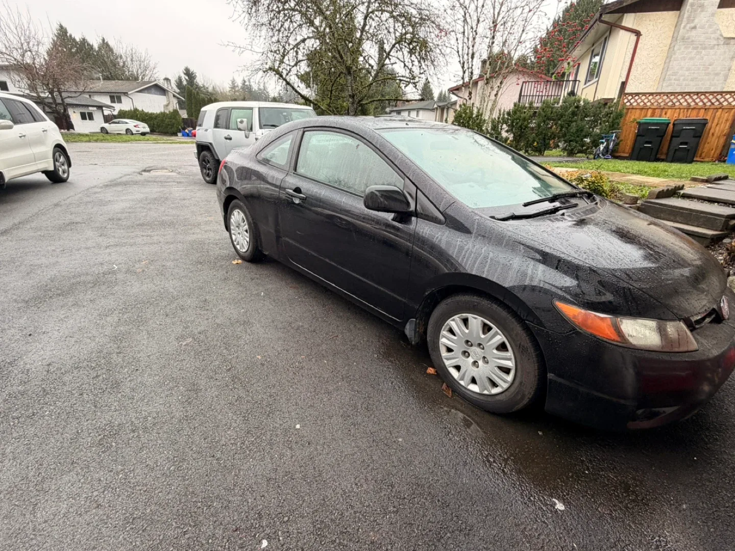 Black Honda Civic Coupe image indicator(3)