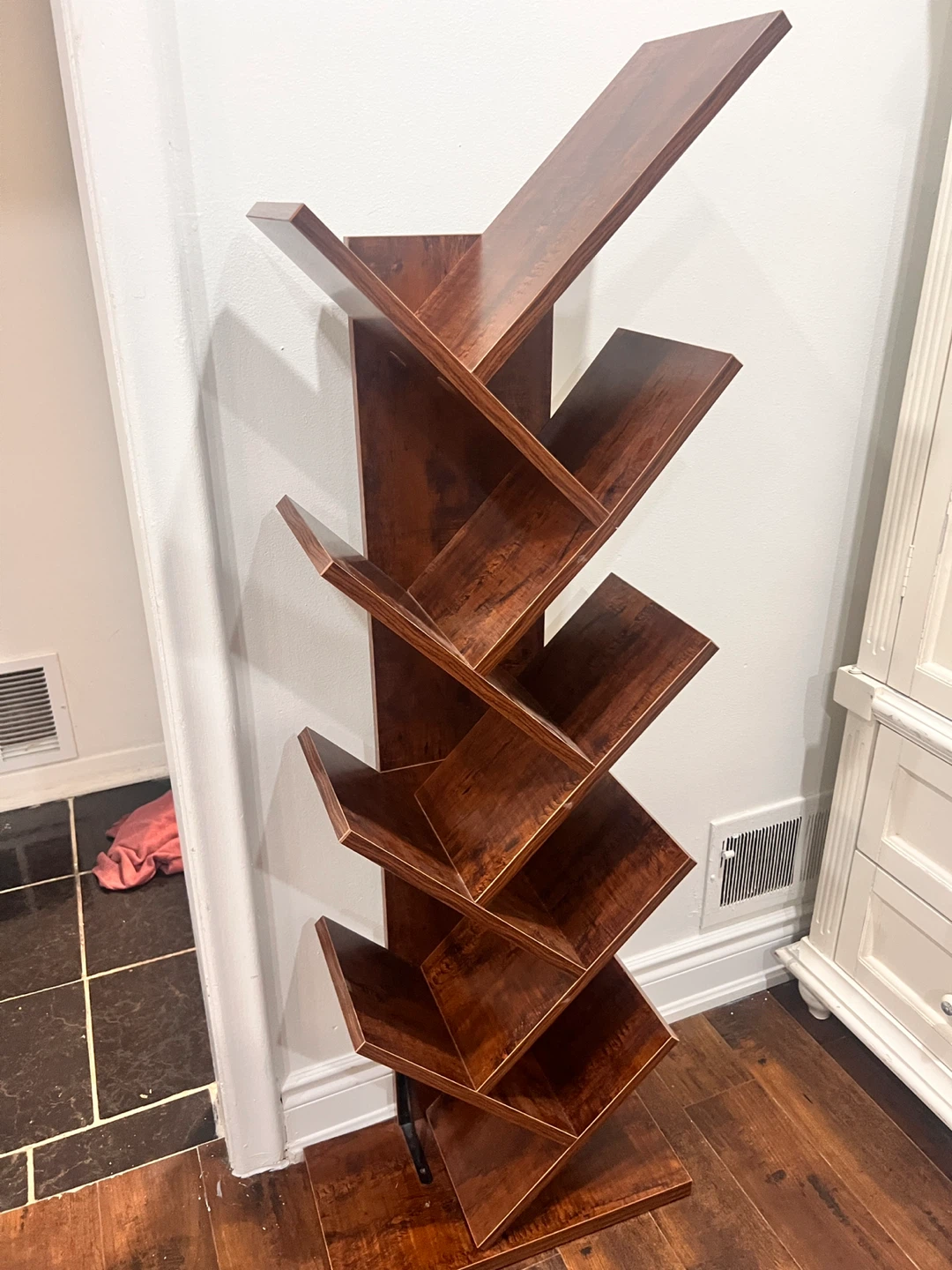 Brown Wooden Tree Bookshelf