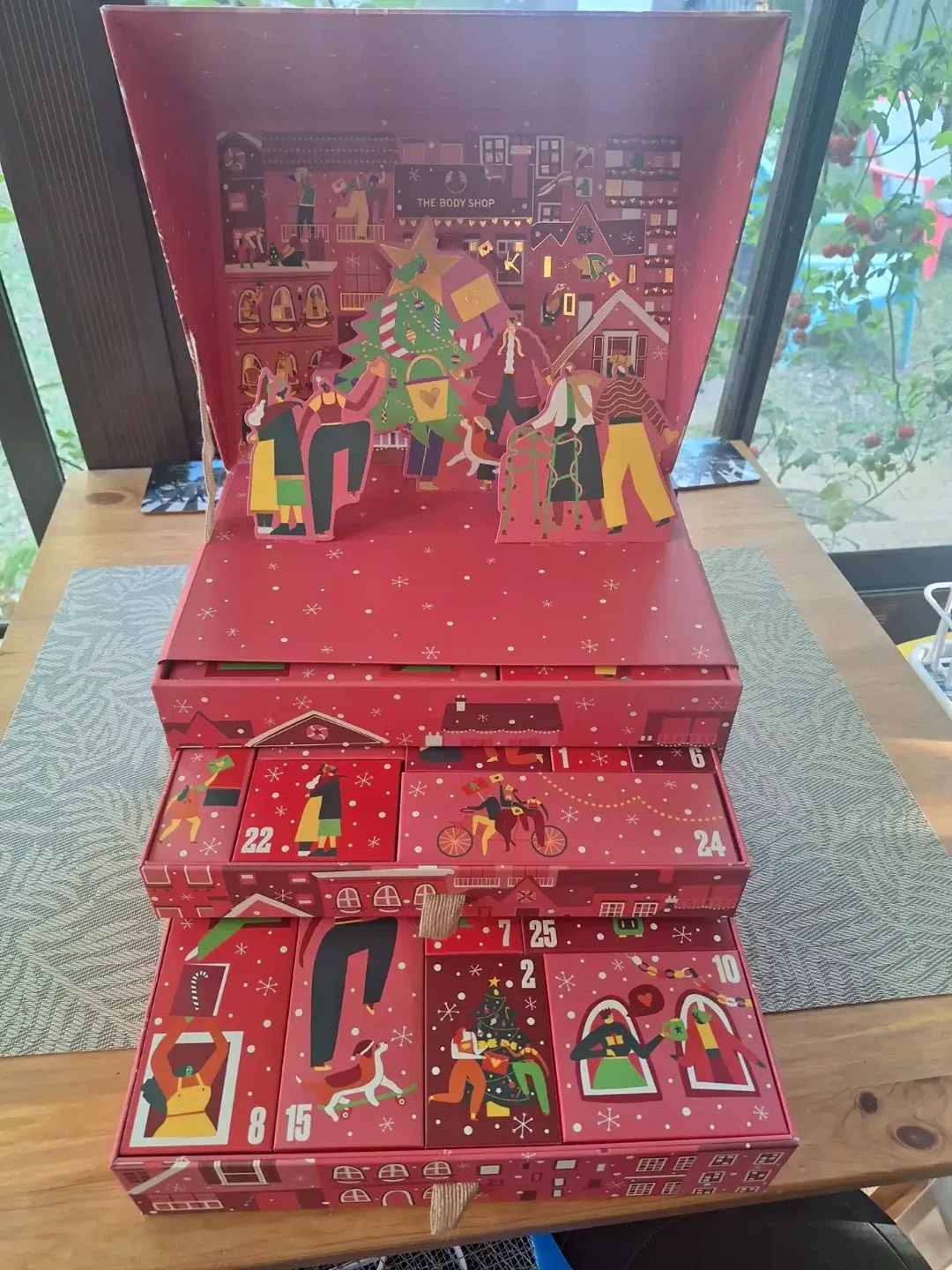 The Body Shop Advent Calendar - comes empty