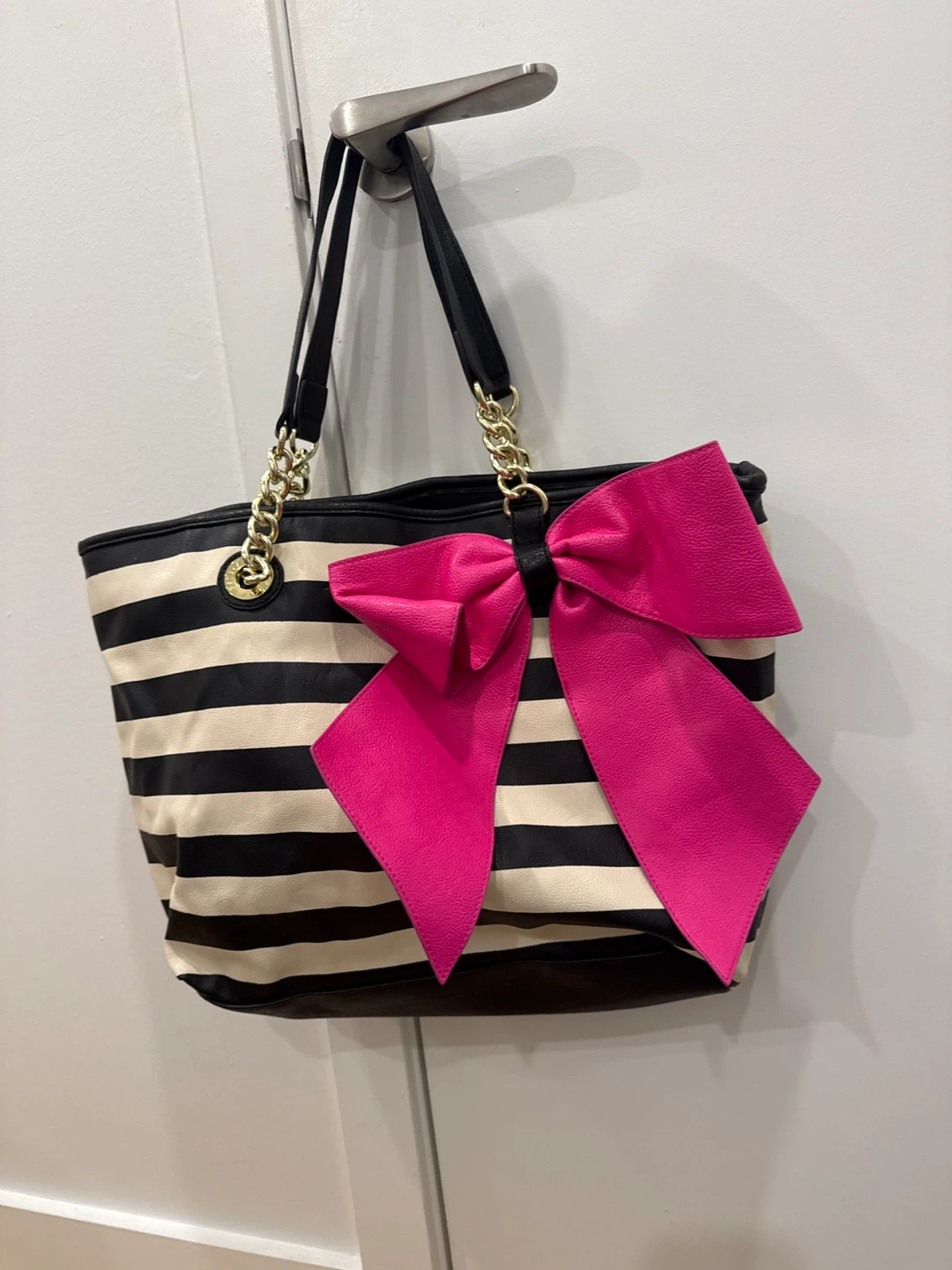 Betsey Johnson Black & White Tote - photo 4