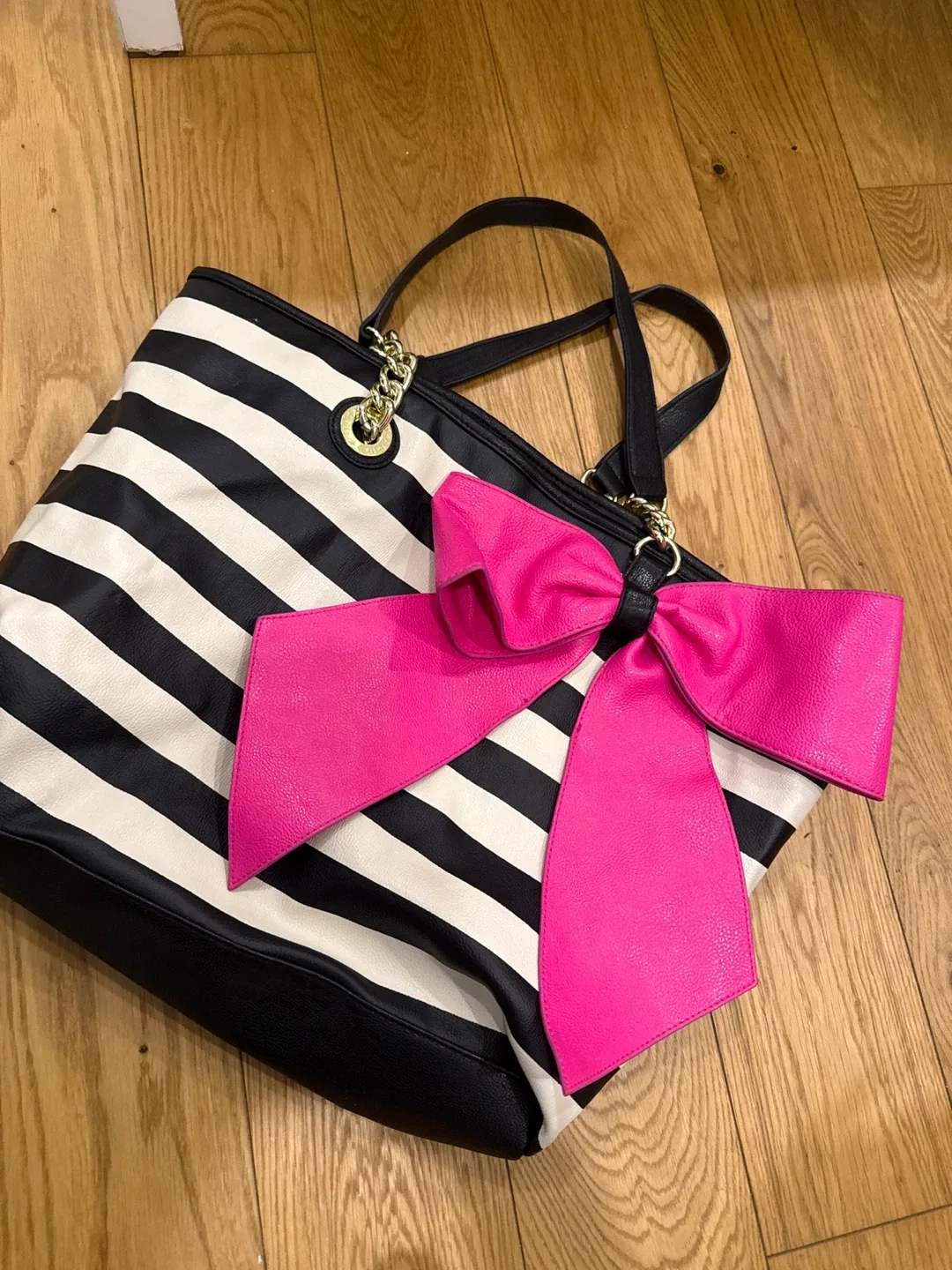 Betsey Johnson Black & White Tote