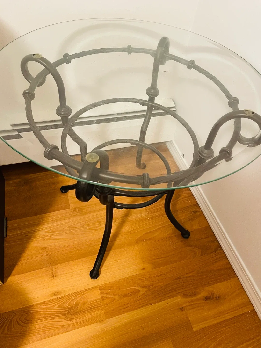 Glass Top Round Side Table image indicator(2)