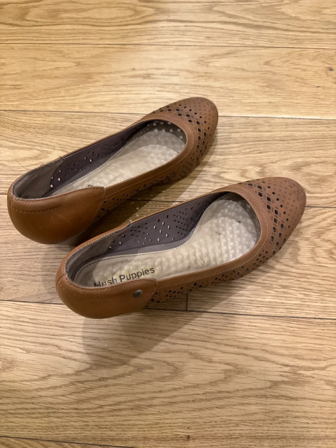 Hush Puppies Brown Leather Flats image indicator(2)