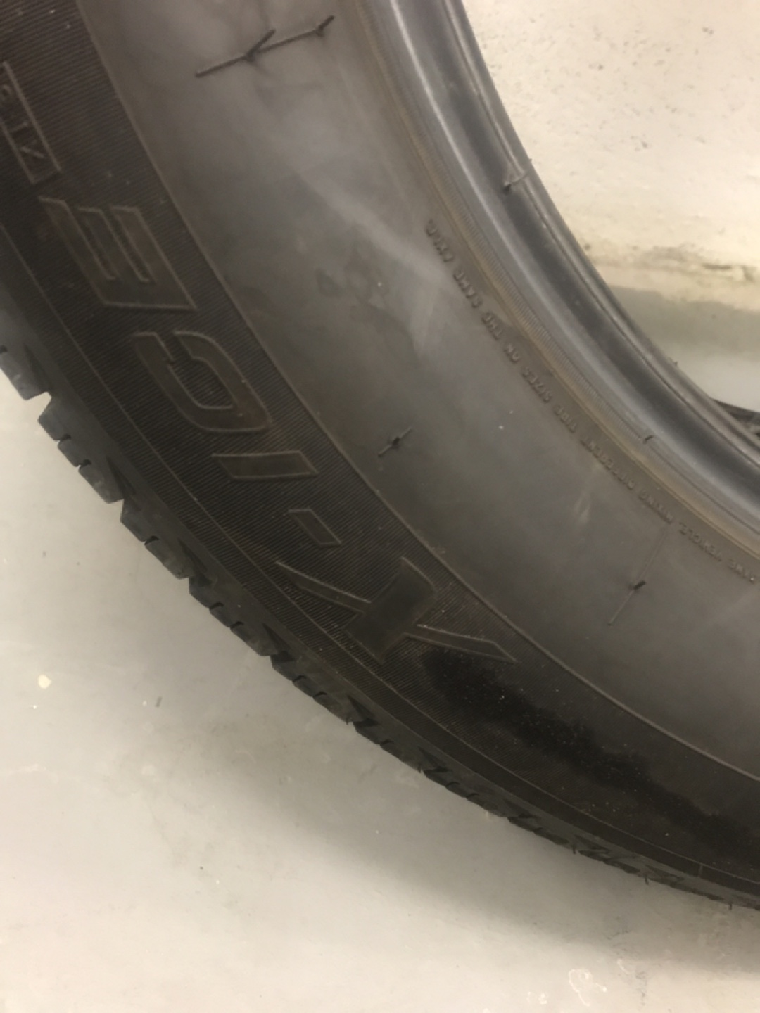 One Winter tire  ❄️ 225/60R18 - photo 2