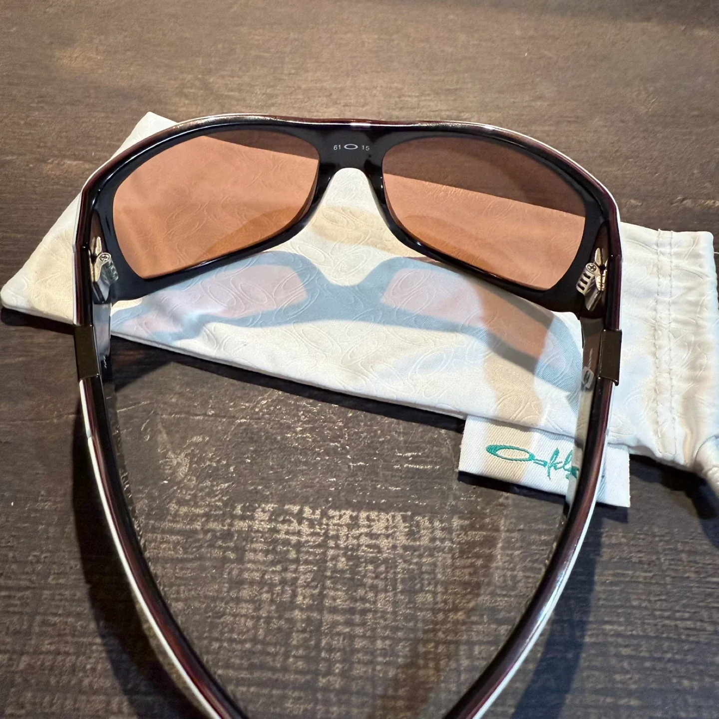 Oakley Sideways image indicator(4)