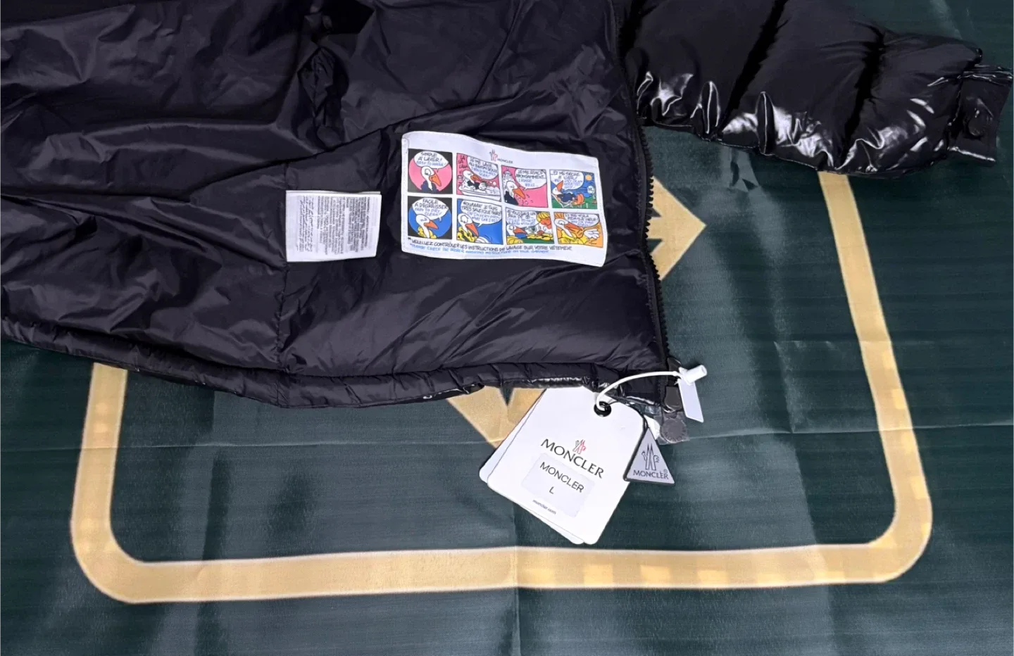 Moncler Black Puffer Jacket image indicator(2)