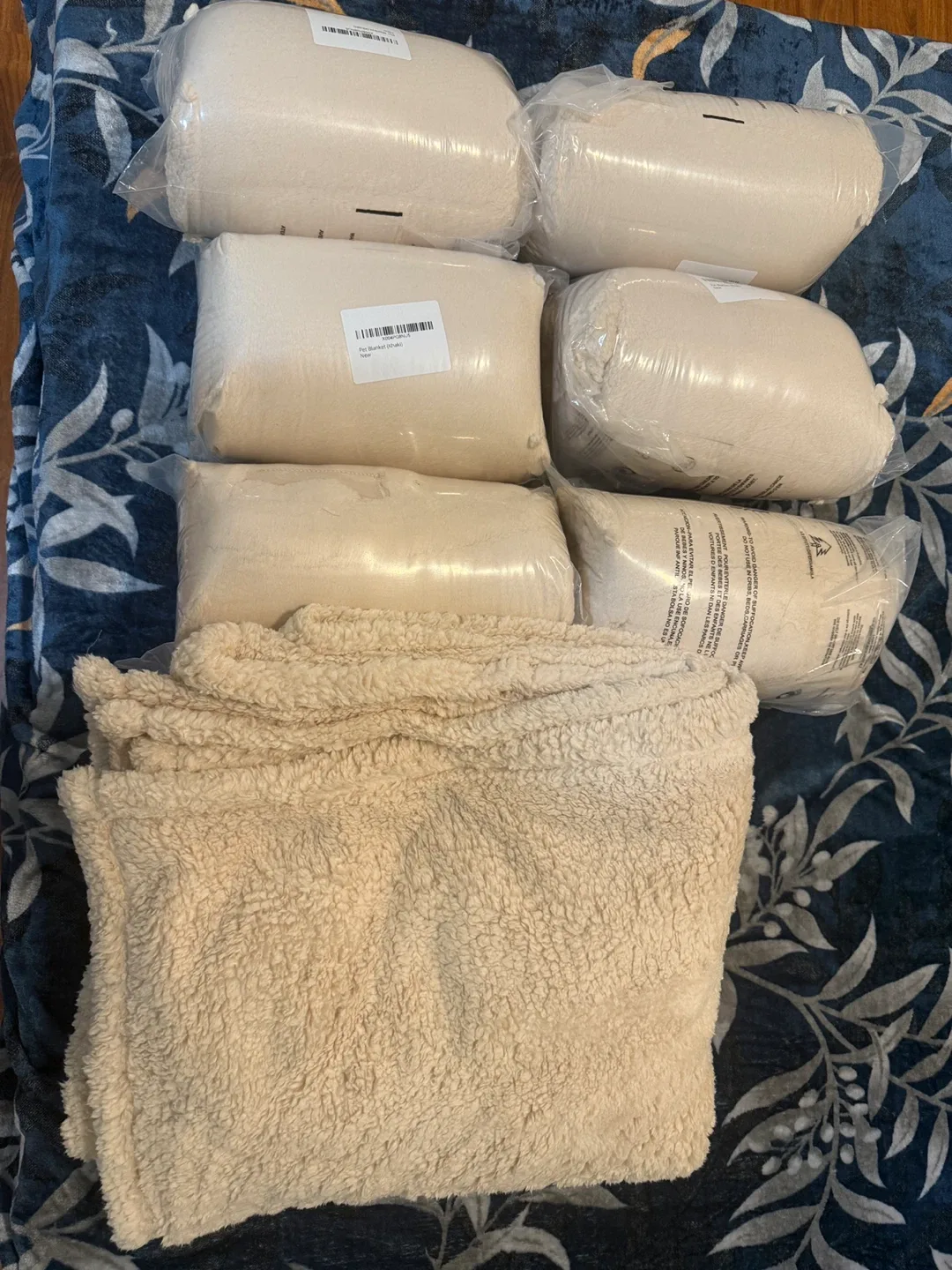 Waterproof Pet Blanket for Furniture, Bed image indicator(6)