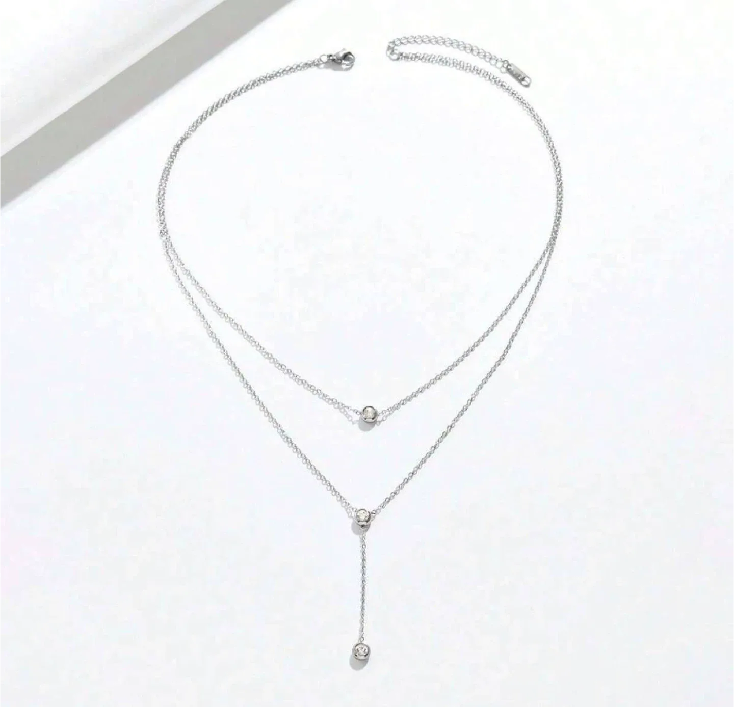 Triple necklace image indicator(4)