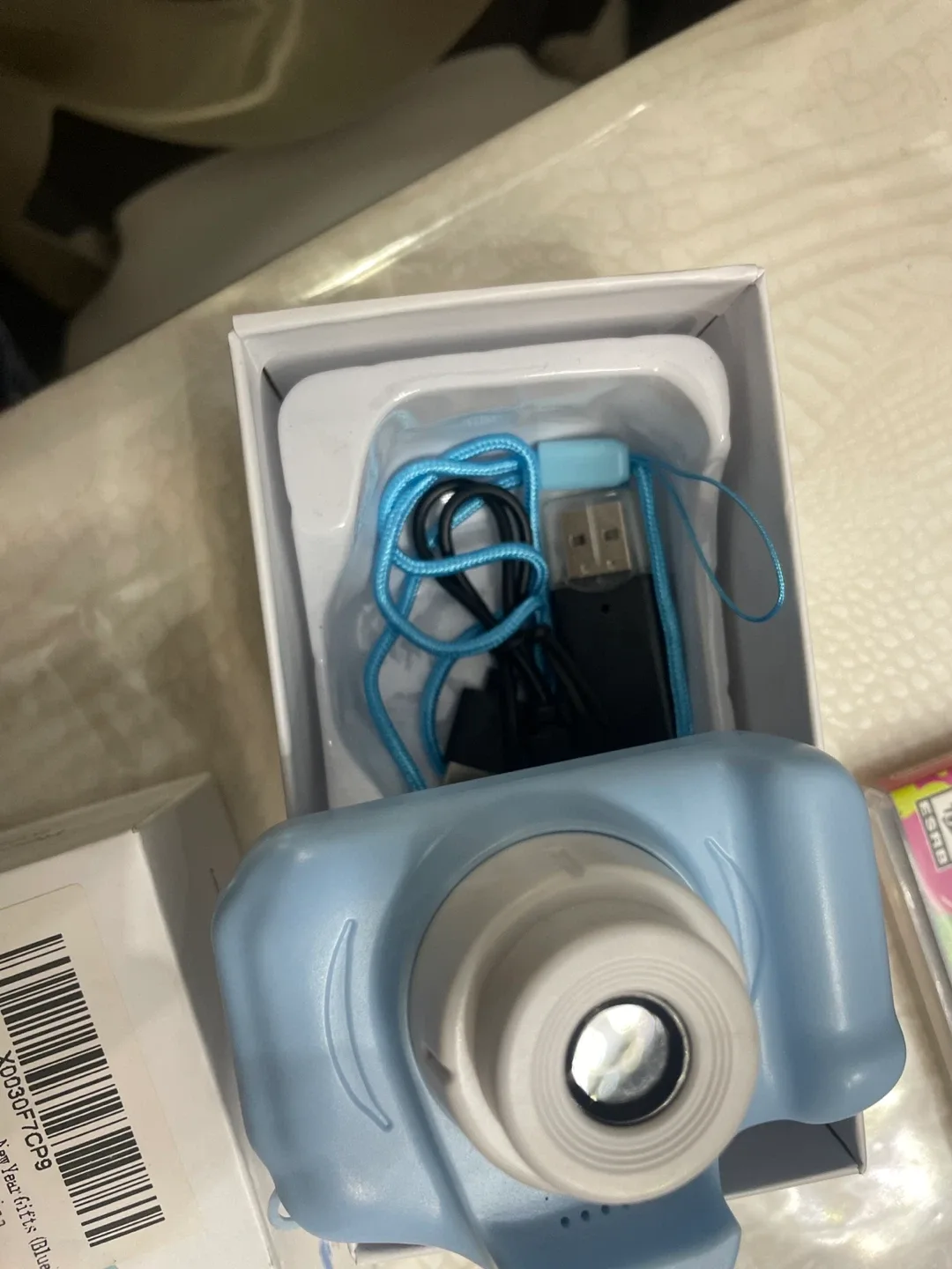 BLUWIKIDS Children's Digital Camera - New! image indicator(2)