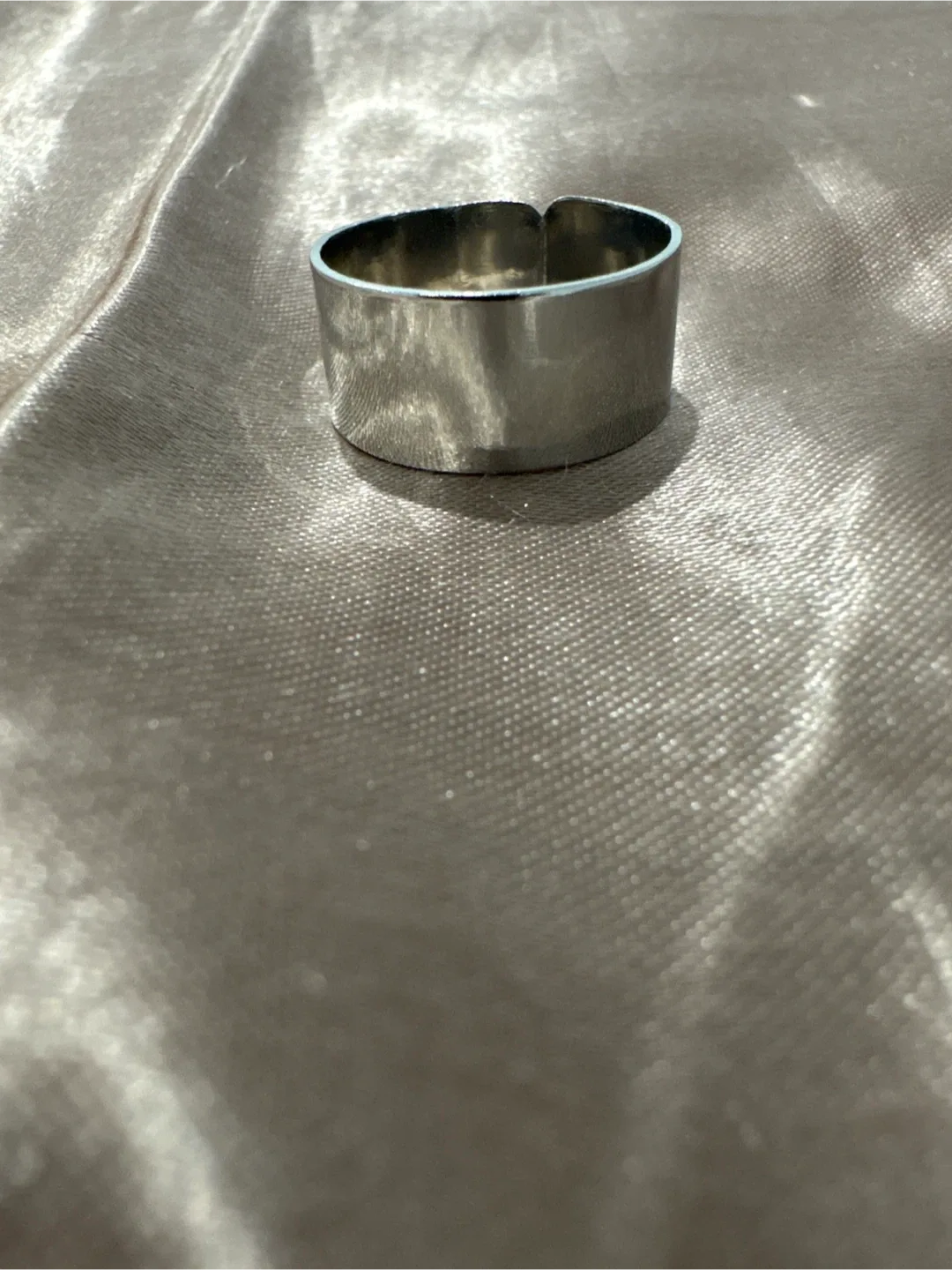 Assorted Silver Rings image indicator(3)