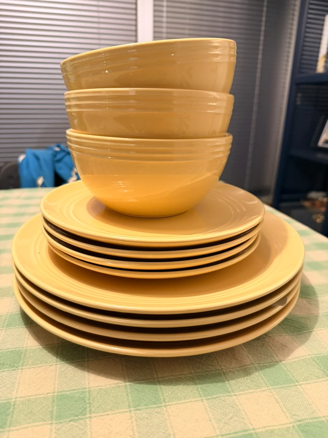No Name Dinner Set - Yellow