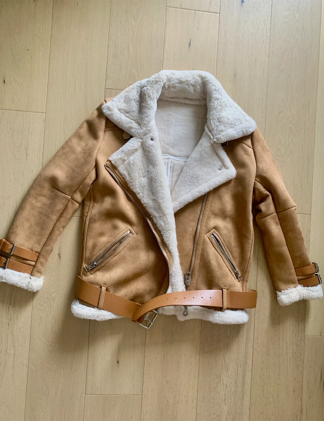 New Shearling Aviator Jacket Size M image indicator(5)