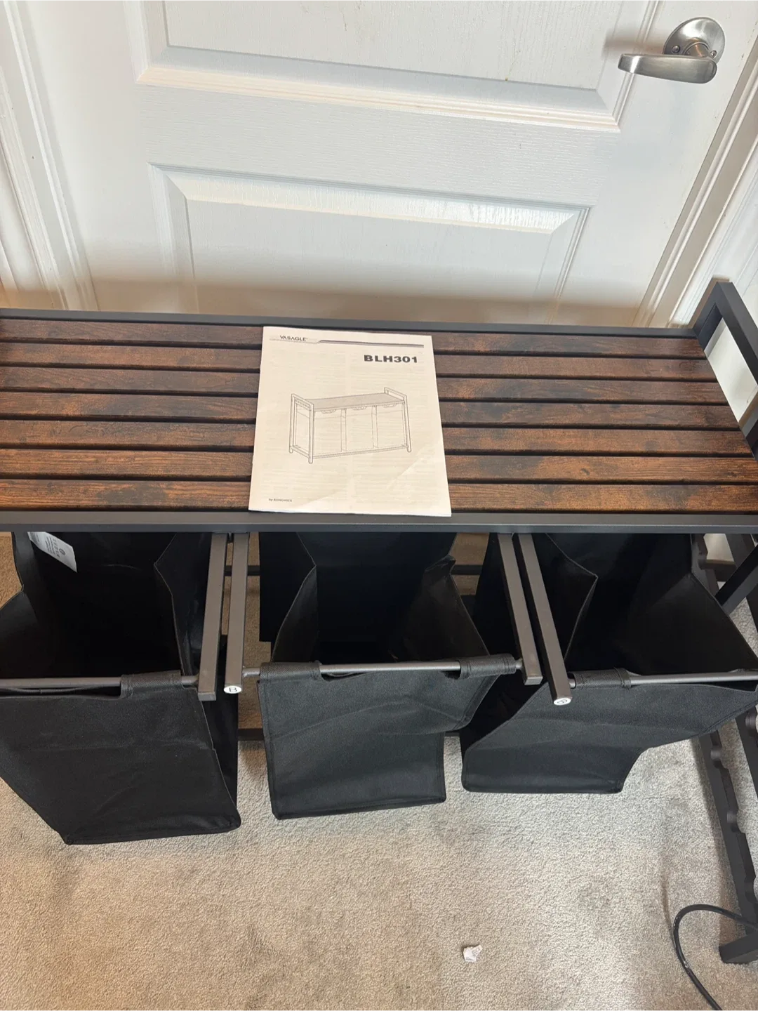 Laundry Hamper Sorter with 3 Pull-Out and Removable Bags image indicator(2)