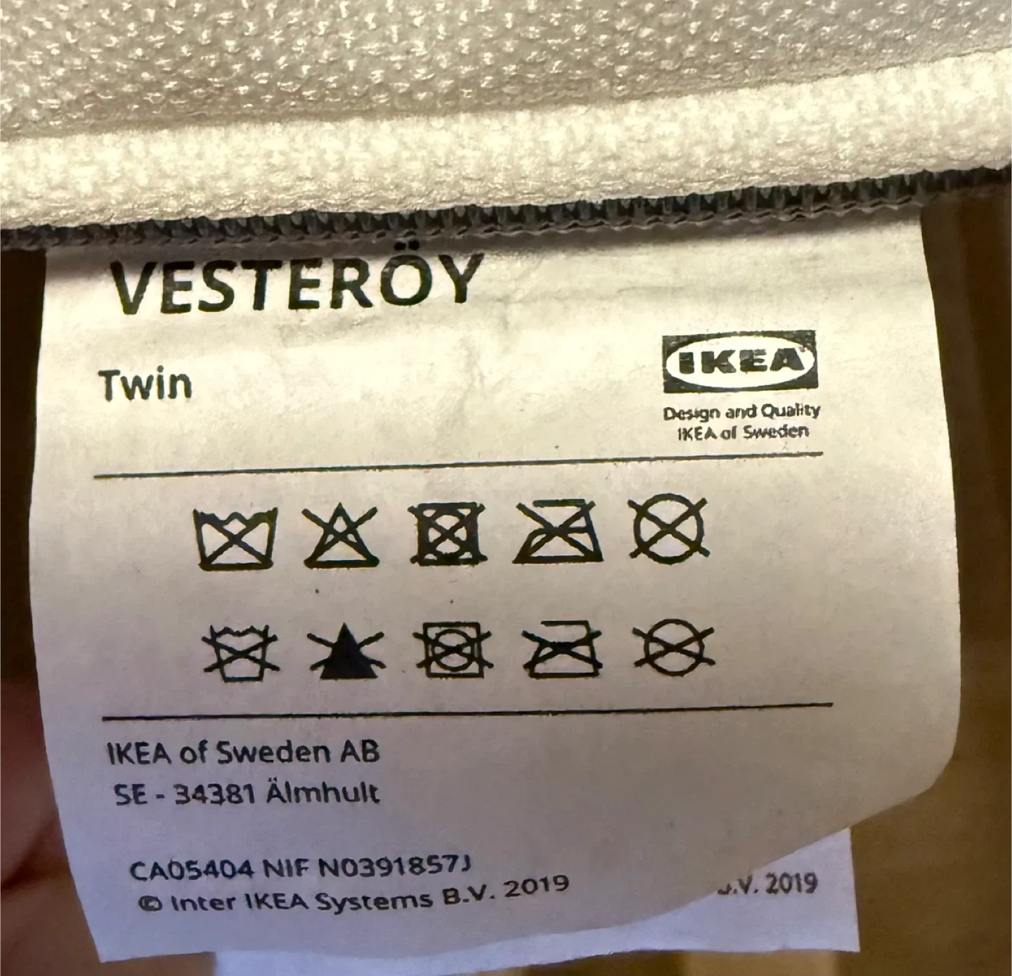 IKEA Vesteroy Twin Mattress & Bed Frame image indicator(4)
