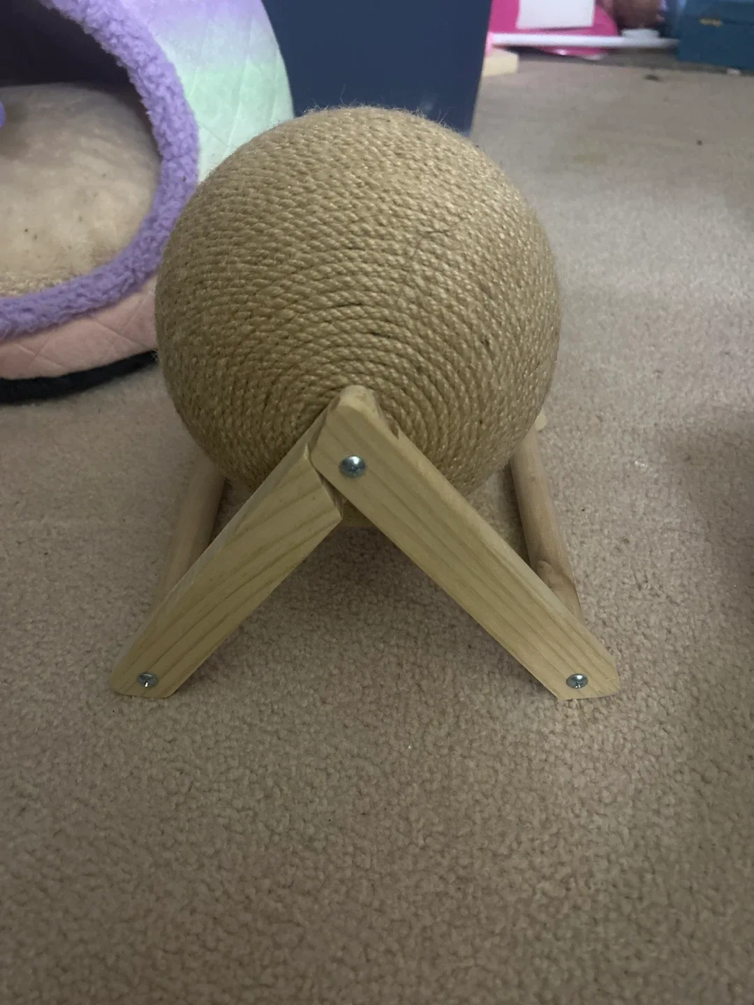 Cat Scratching Ball Toy image indicator(2)