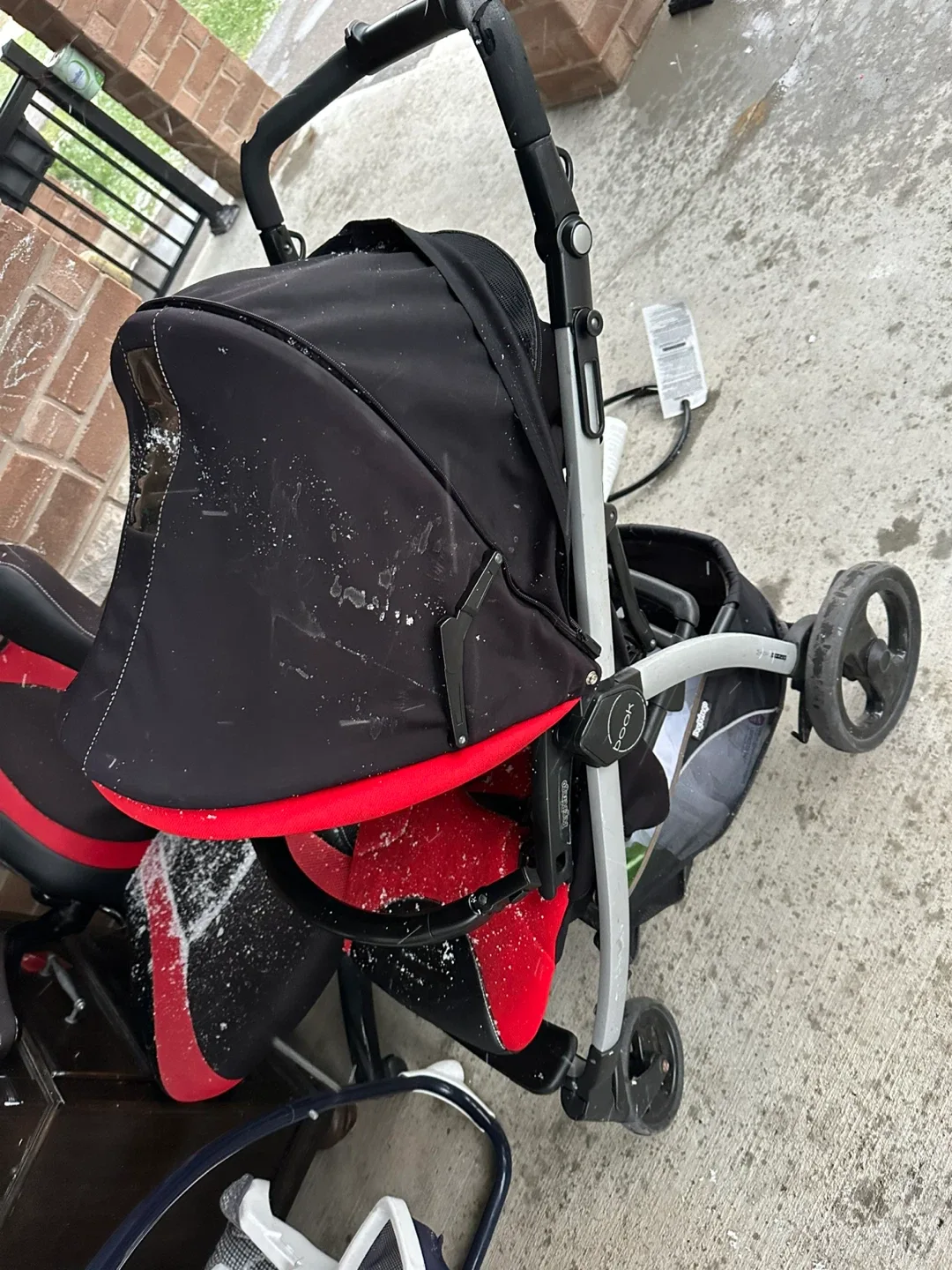 Peg Perego Stroller - Red & Black image indicator(2)