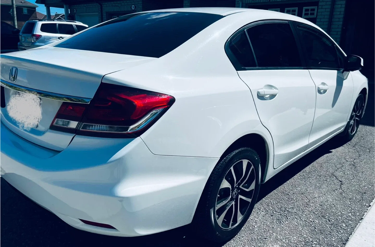 White Honda Civic Sedan image indicator(6)