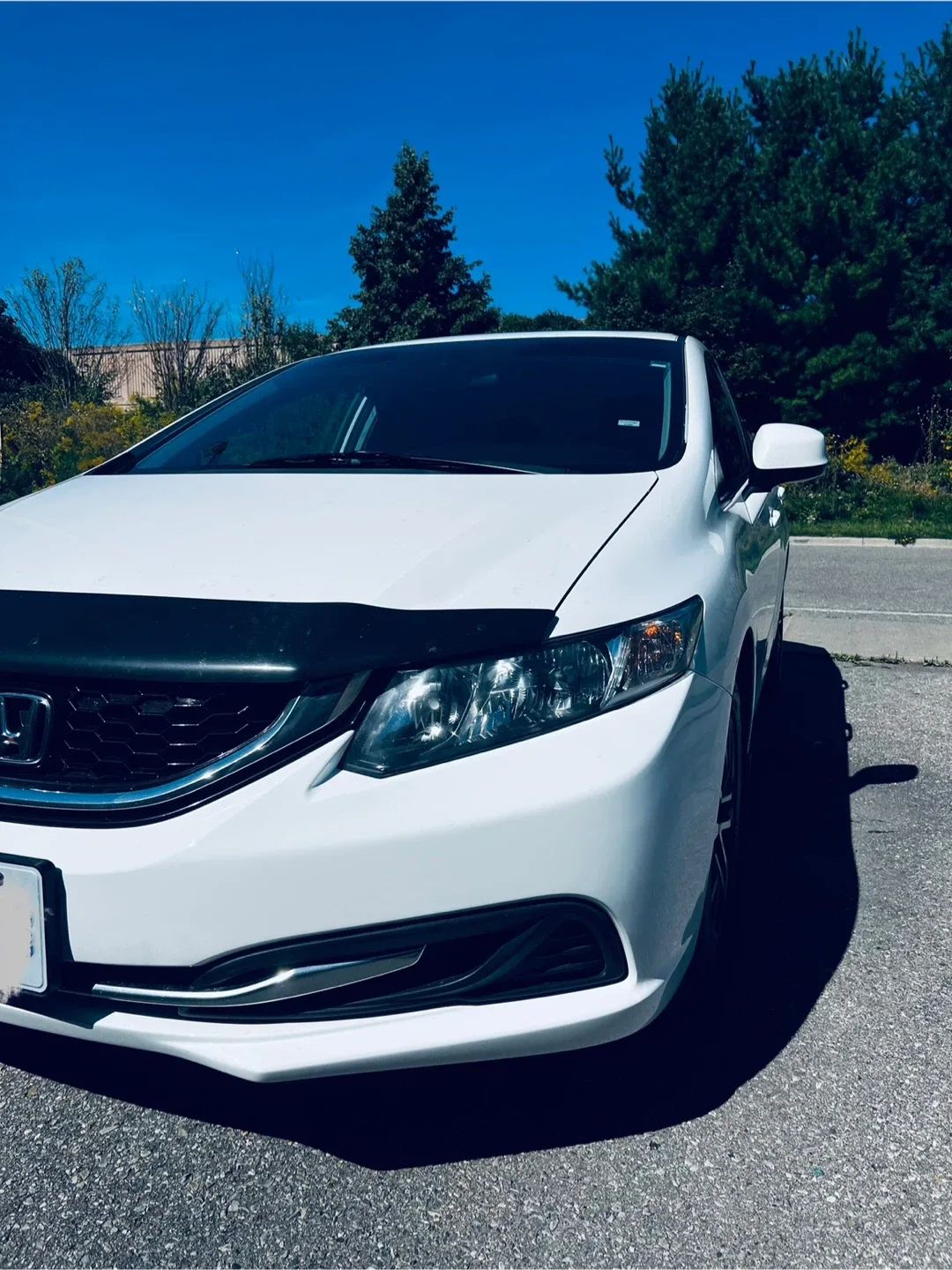 White Honda Civic Sedan image indicator(2)