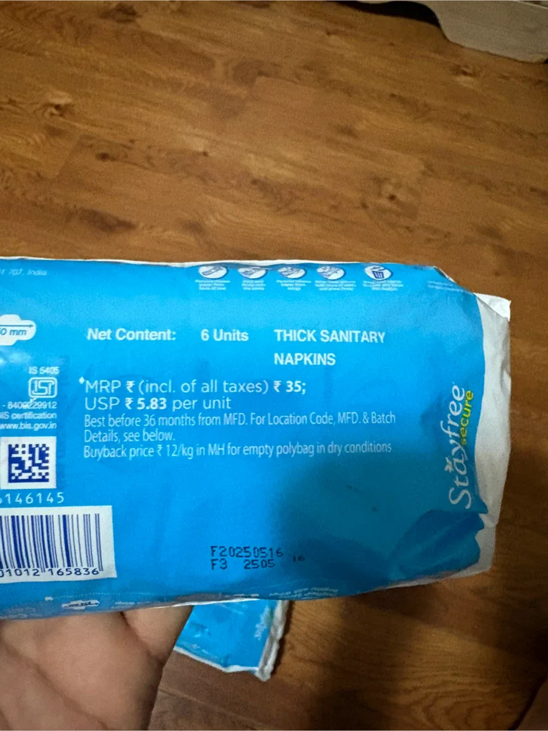 Stayfree Secure Sanitary Napkins image indicator(4)