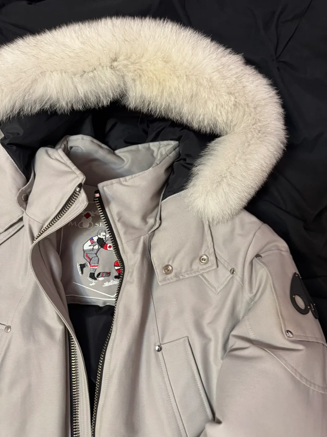 Moose Knuckles Ballistic Bomber XL grey image indicator(6)