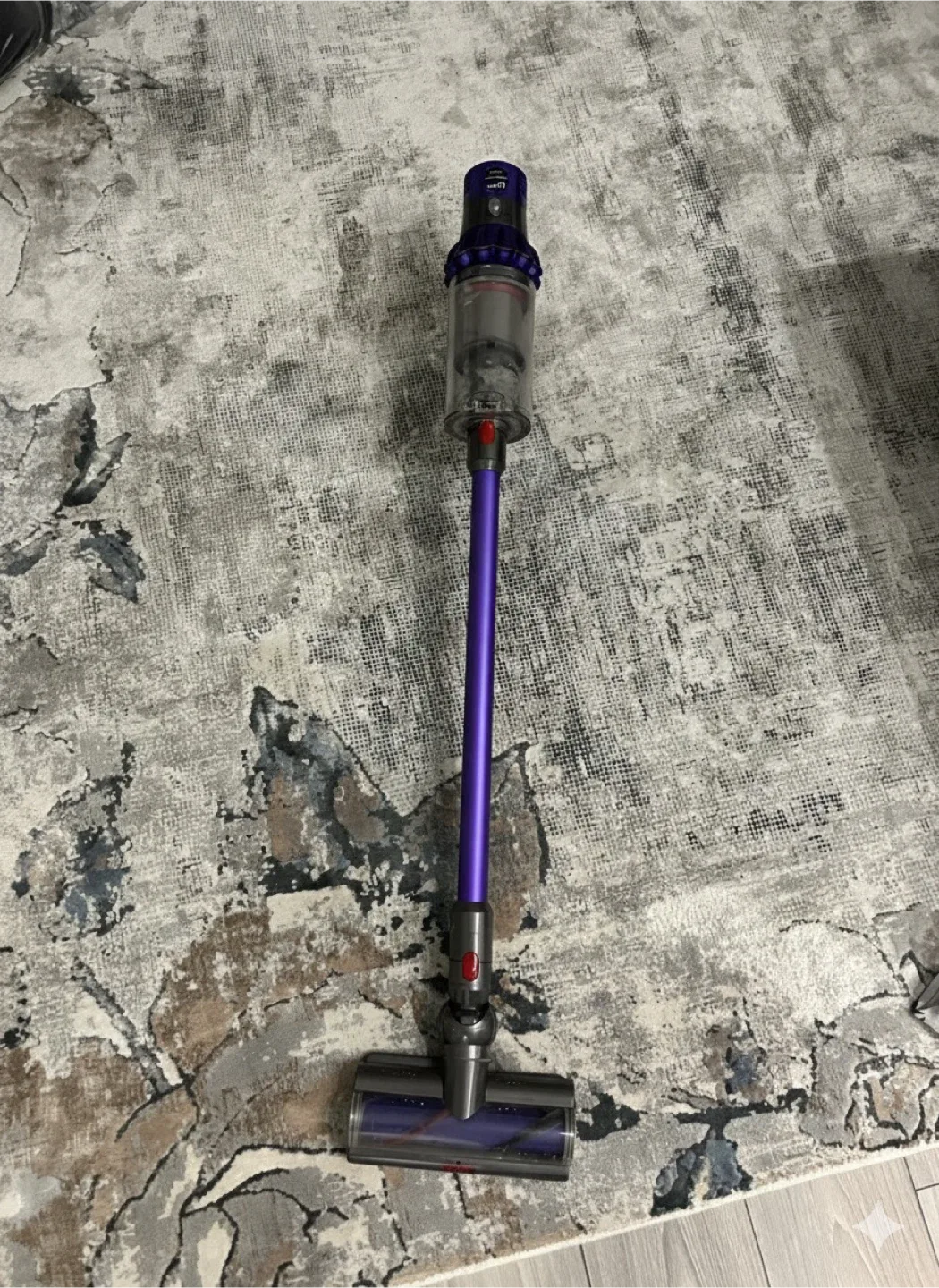 Dyson v10 Cordless Stick Vacuum - Purple