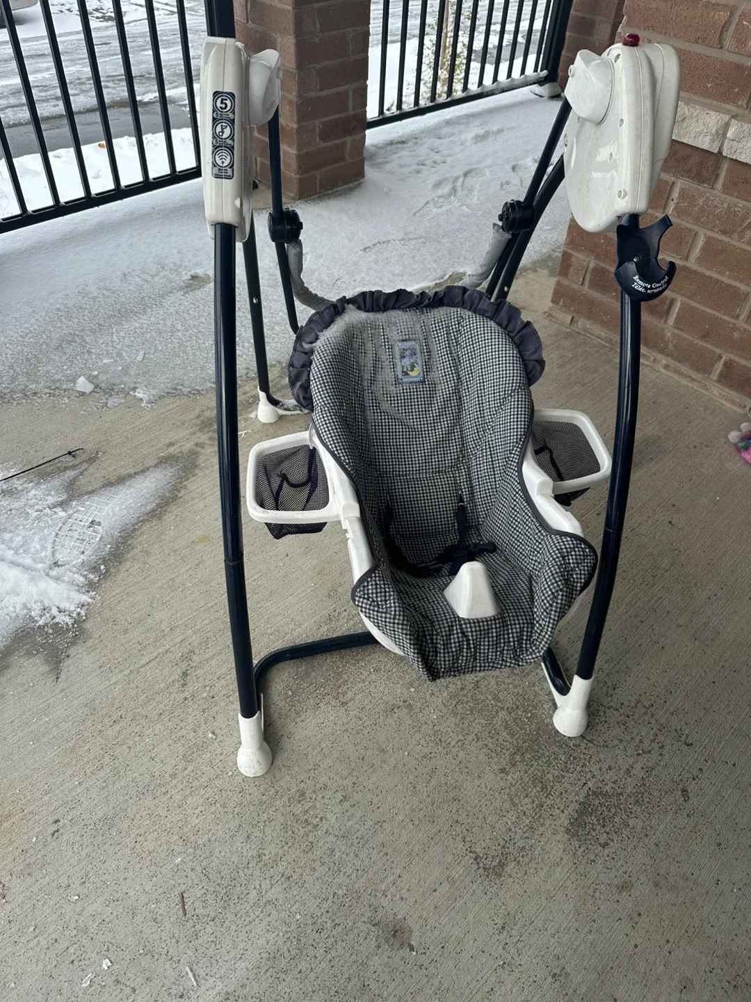 Fisher-Price Cradle 'n Swing