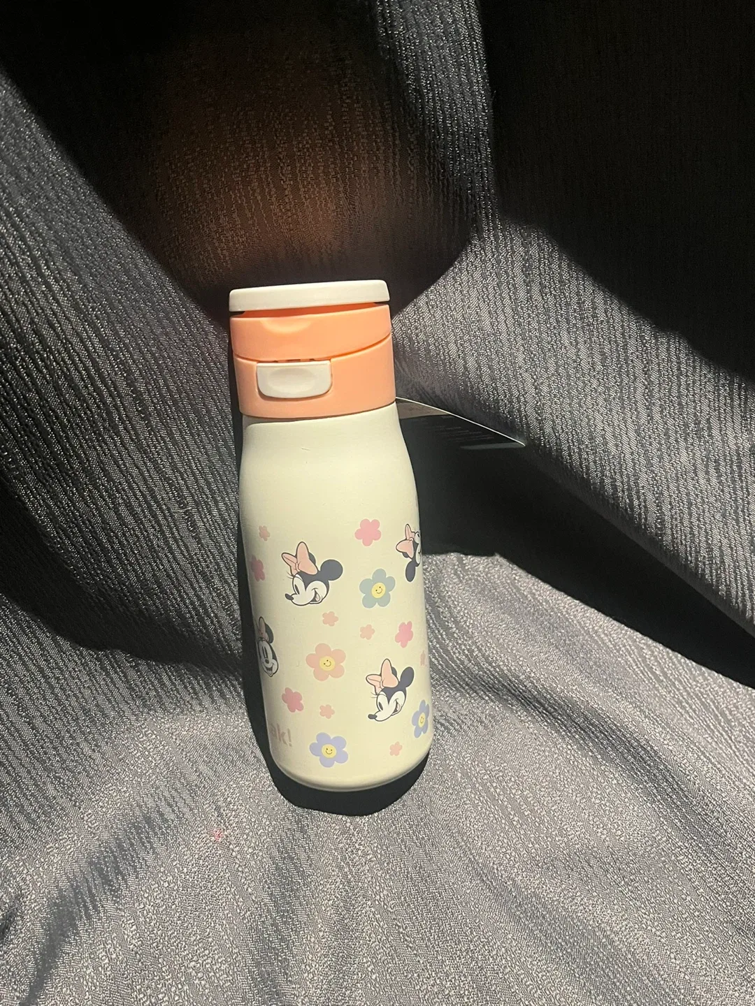 Zak! Smiles Minnie Mouse Water Bottle - 13.5 oz image indicator(2)