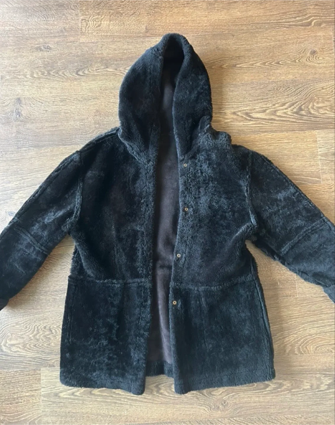 men’s wardrobe starter: winter coats, jacket, shirts & pants image indicator(6)